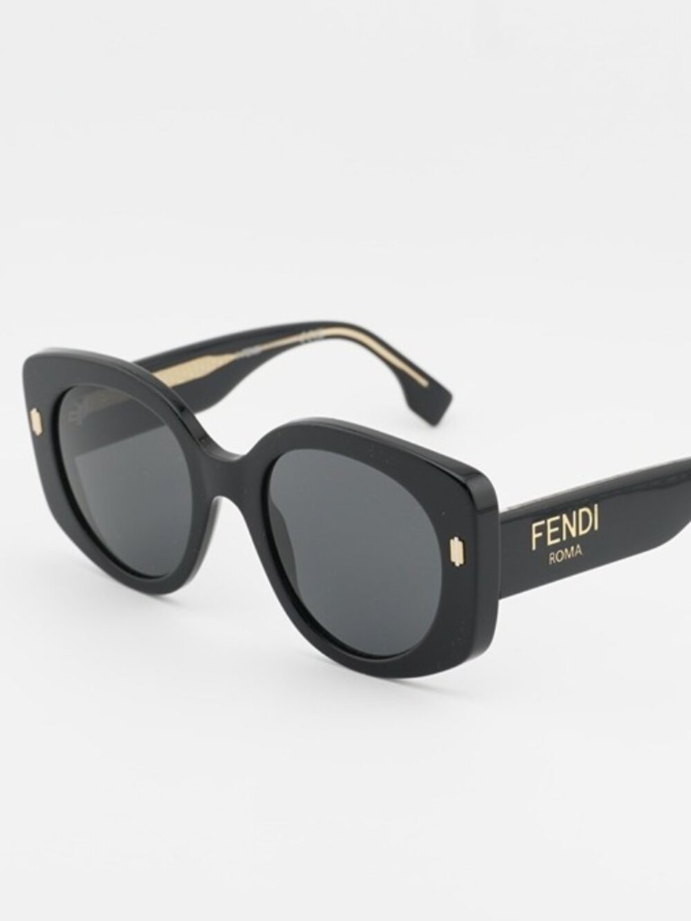 Fendi FE40137I 01A Sunglasses Black Butterfly Frame, Grey Lenses